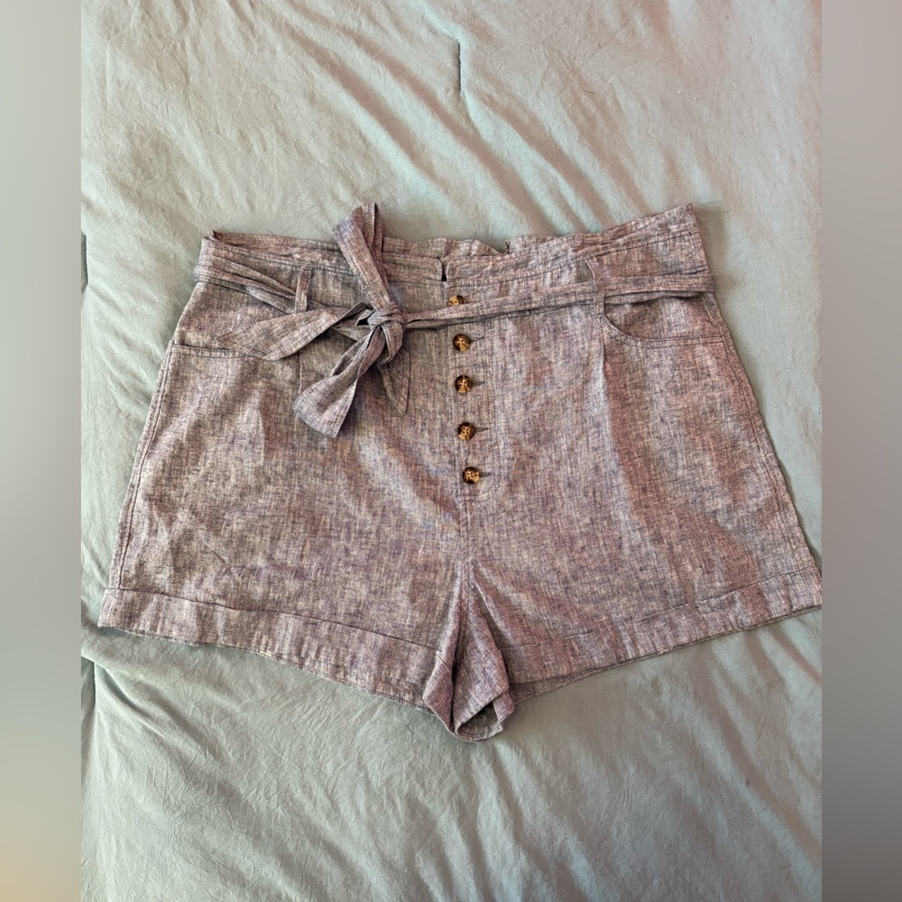 Express High-Waisted Chambray Shorts with Bow - Picture 2 of 3
